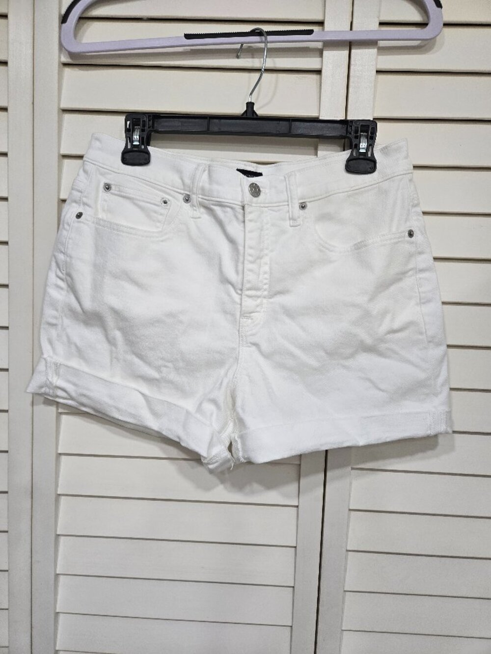 J Crew, White Shorts, size 28